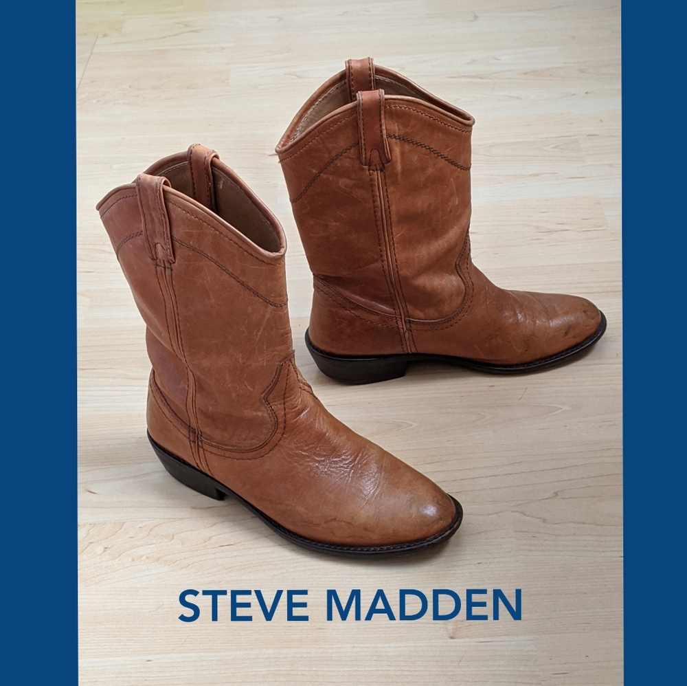 STEVE MADDEN LADIE'S BOOTS